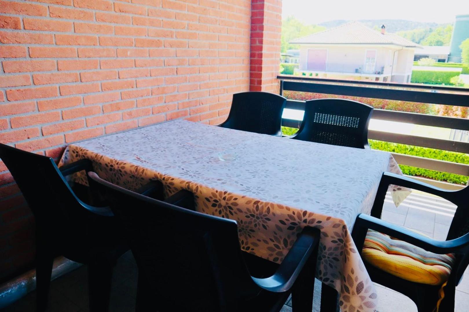 Appartamento Paradise Borgo Ticino Εξωτερικό φωτογραφία